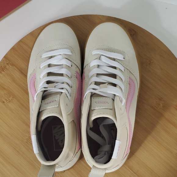 Vans Kids Ashwood Hi Decon Sneakers Youth Size 5 NIB - Picture 3 of 7